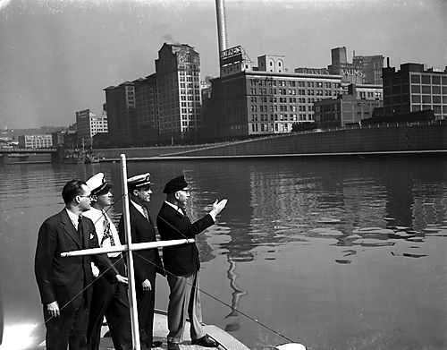 Men on a Boat on the Allegheny River