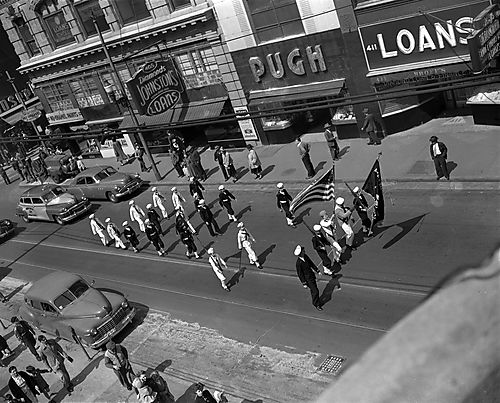 Parade on Smithfield Street