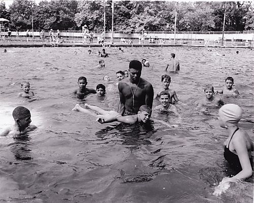 Swimming lesson at Highland Park Pool