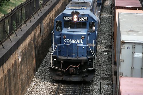 ConRail Locomotive 6825 Westbound from Pittsburgh