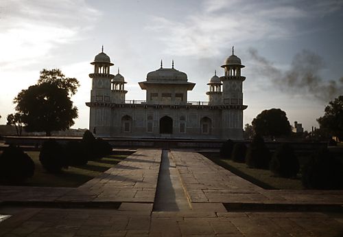 Tomb of Itmad-Ud-Daulah