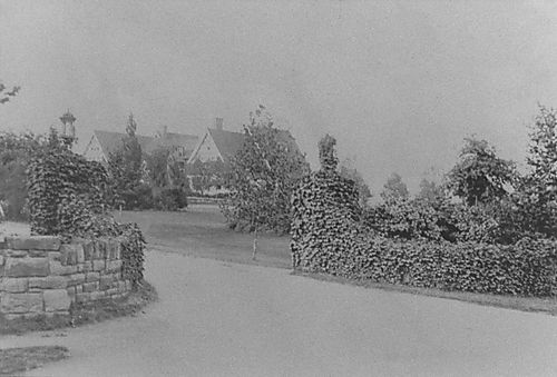 View up the Drive to Oakmont Country Club