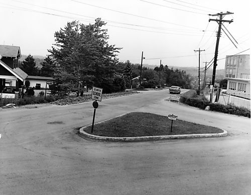 Espe School Zone and Work Area on Highland Road