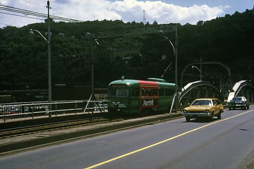 Smithfield Street Marriott Car