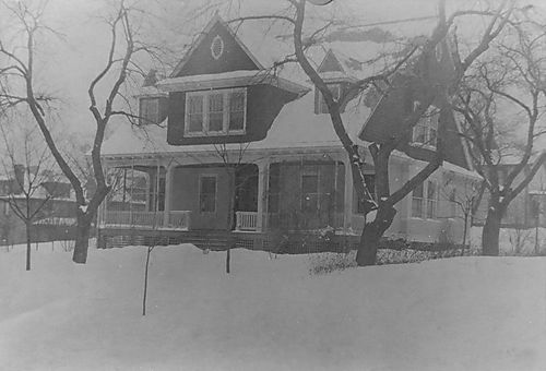 An Oakmont Home