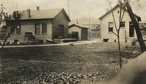 Oakmont Home with Chickens