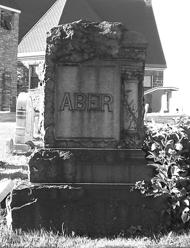 The Aber Cenotaph at Cross Roads Cemetery