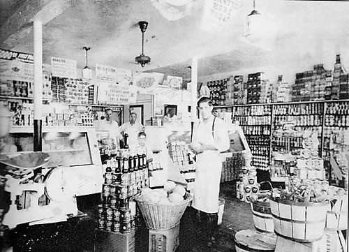 Tartline’s Store in the 1930s