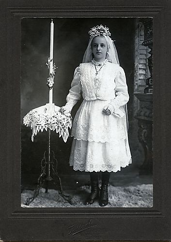 A young girl's first communion portrait
