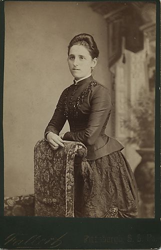 Portrait of a young woman
