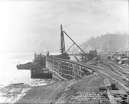 Jacks Run Material Yard and Barges