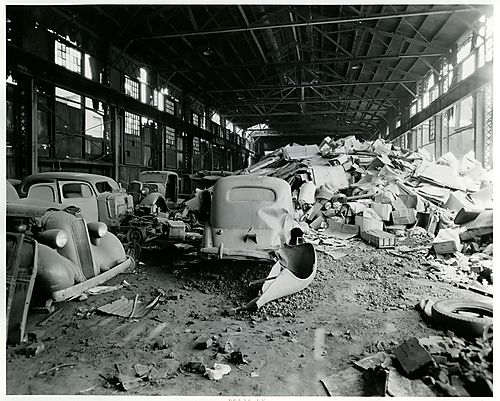 32nd St. and Allegheny Valley Railroad, interior 