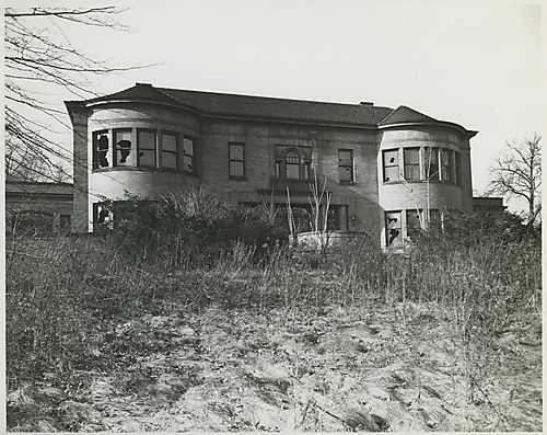 1160 Beechwood Blvd., McClain Residence