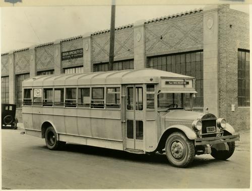 Mack bus with aluminum body