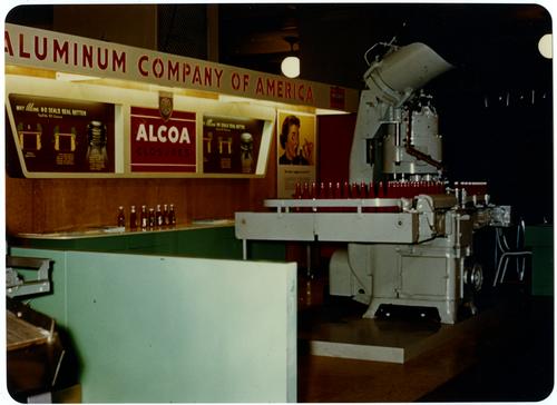Alcoa Closures display