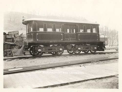 Electromagnetic locomotive