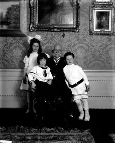 H.J. Heinz and Grandchildren