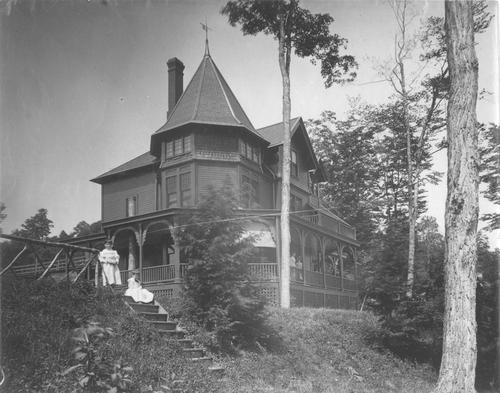 Lippincott/Moorhead Cottage