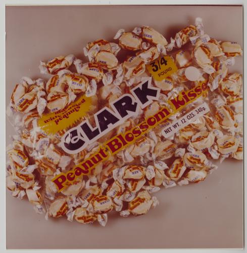 Clark Peanut Blossom Kisses