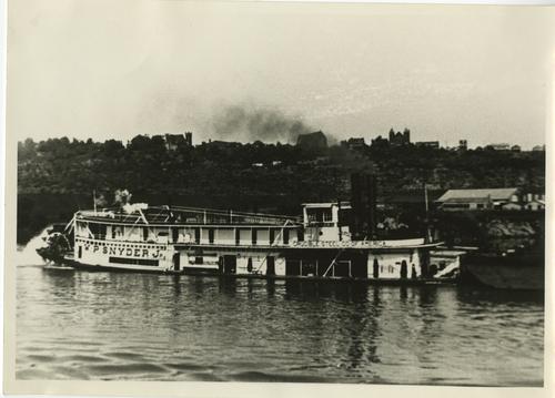 W. P. Snyder, Jr (3)
