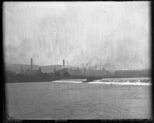 Monongahela River Dam 2, upstream
