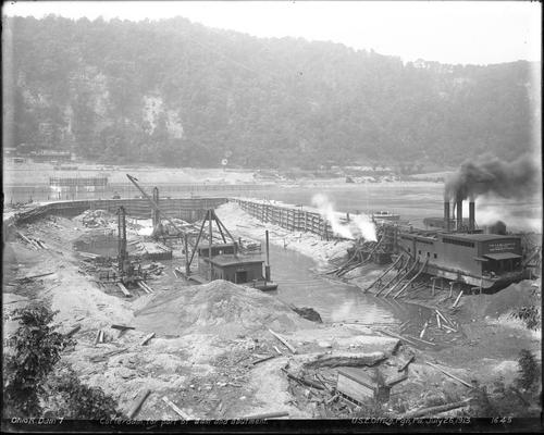 Cofferdam in Ohio River by Lock and Dam 7