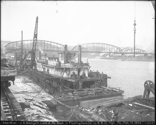 Boat in Floating Dock Near Monongahela River Lock 4