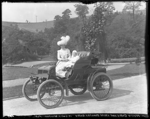 Mary Mellon McClung and Child in Automobile