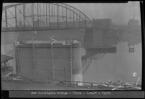 New Kensington Bridge - Piers