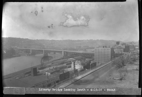 Liberty Bridge Looking South