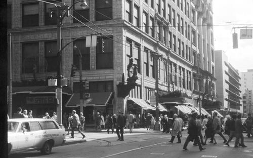 Fifth Avenue and Smithfield Street 