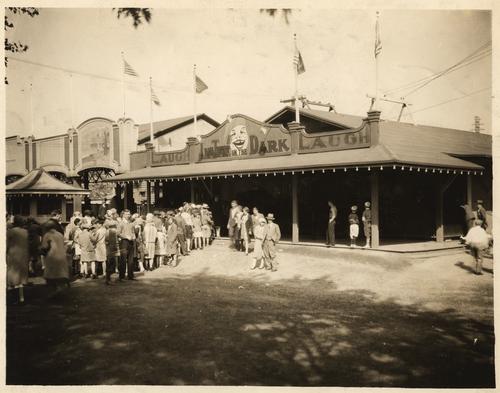 Laff-In-The-Dark (1)