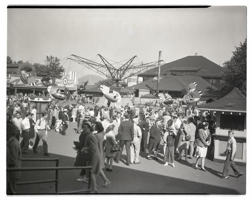 Dipsey Doodle (Flying Scooters) (5)