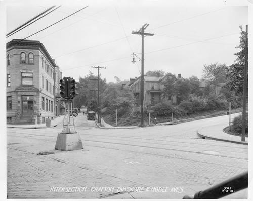 Noble Avenue Intersection