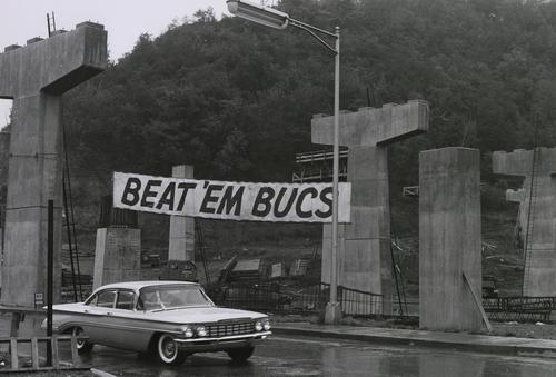 "Beat'em, Bucs!"-Banner