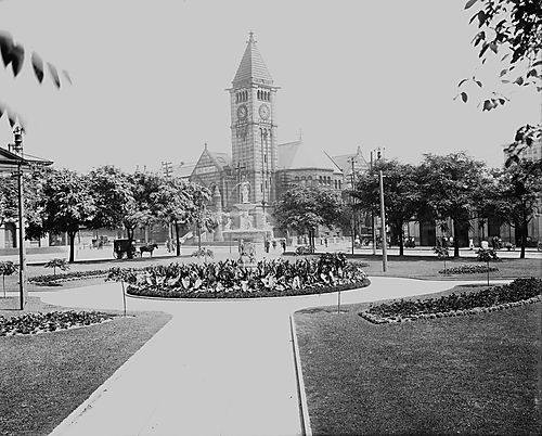 Diamond Park Fountain