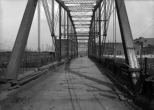 Herrs Island Bridge