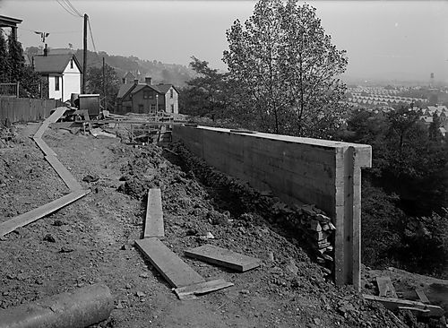Arbor Street Wall