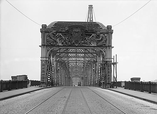 Manchester Bridge