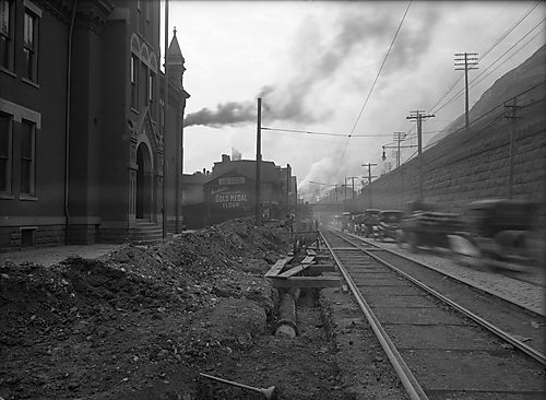 West Carson Street
