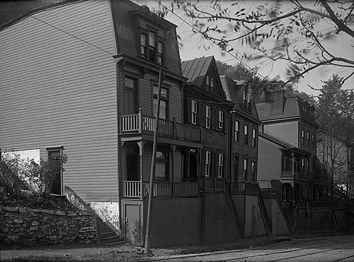 Brownsville Avenue
