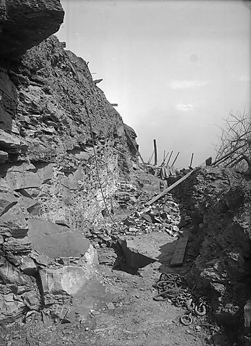 Boulevard of the Allies Wall Construction