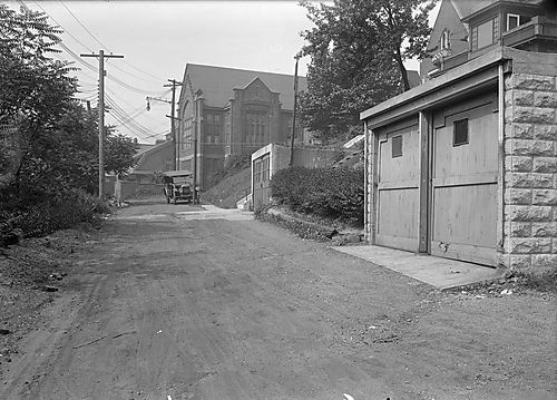 Dakota Street