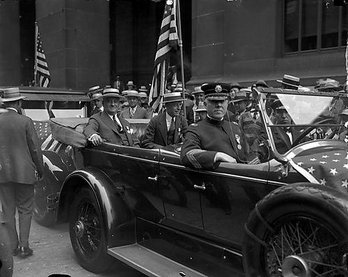 Lindbergh in Car