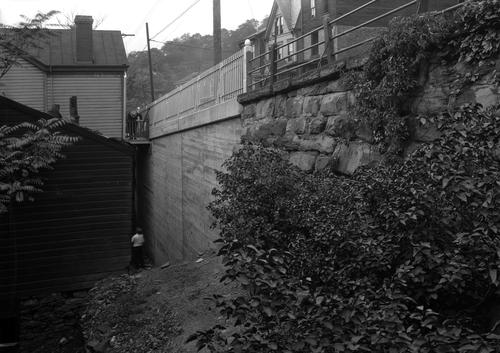 Henderson Street Wall