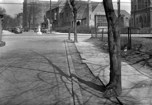 Fifth Avenue and South Dithridge Street