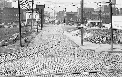 Businesses Near the 16th Street Bridge