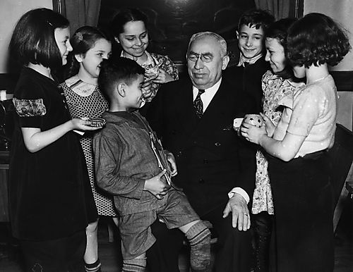 "Uncle Henry" and Children