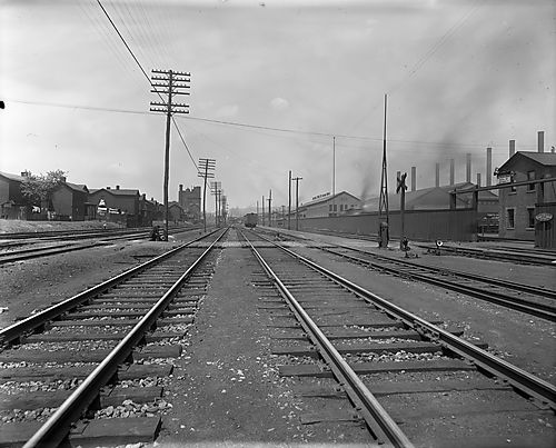 Center Street Crossing