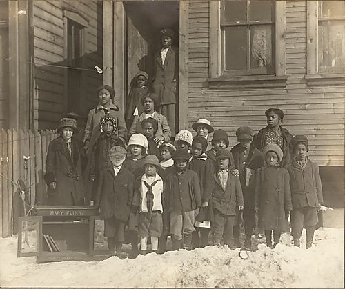 (Carnegie Library: Home Library Group)